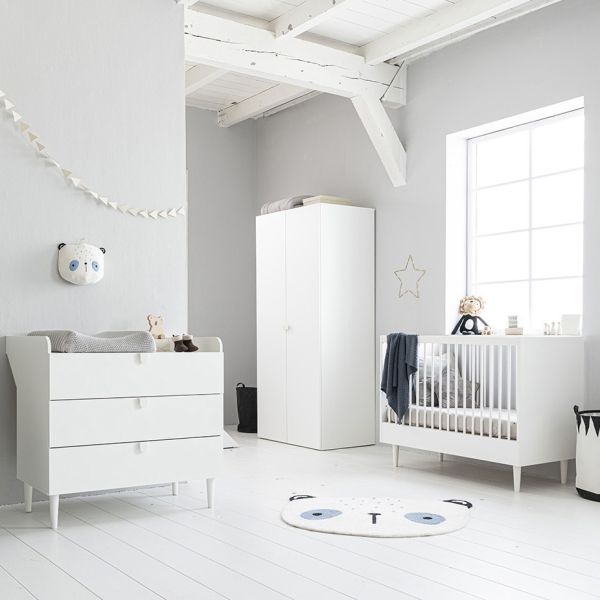 3-delige babykamer wit 140x70 ledikant commode kast van Petite Amélie