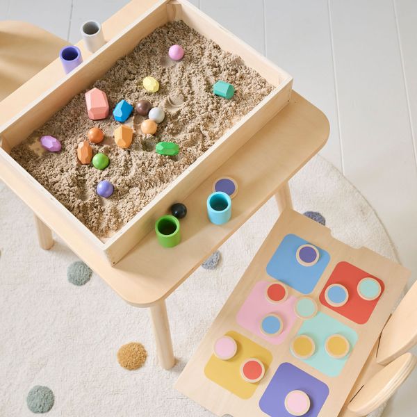 Houten speelbak met deksel montessori voor memory en sensory play van Petite Amélie 