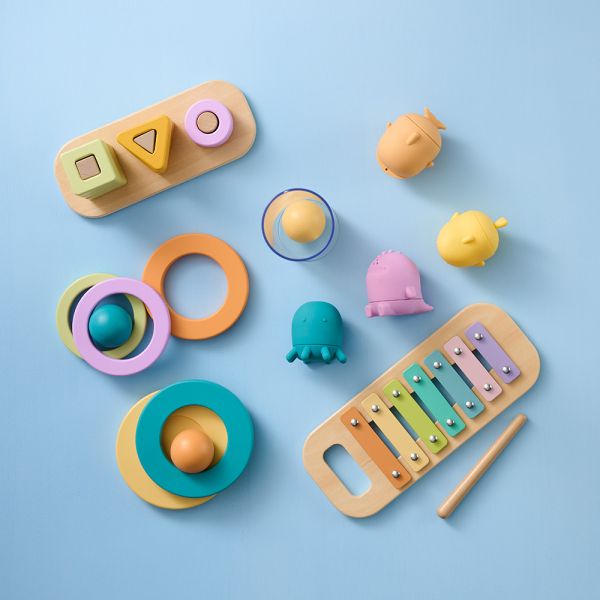 Montessori speelgoed box voor kinderen van 16 tot 18 maanden van Petite Amélie