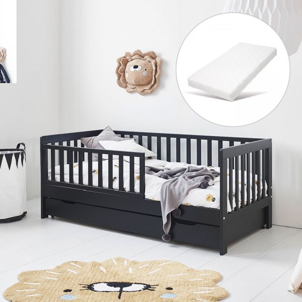 plume bundle bed met matras 70x140 zwart van Petite Amélie