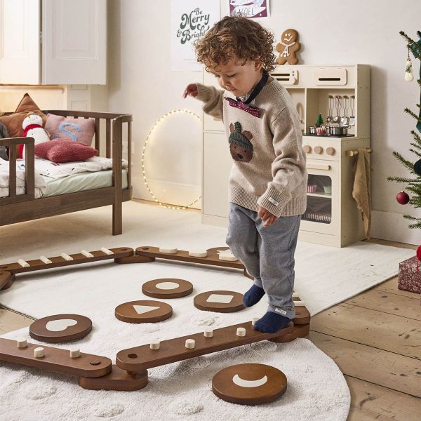 evenwichtsbalk-noyer-bruin-petite-amelie