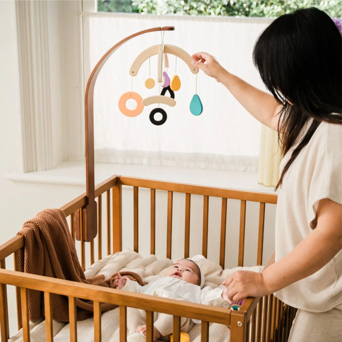 Zwart-wit sensorisch speelgoed voor baby's in Montessori-stijl