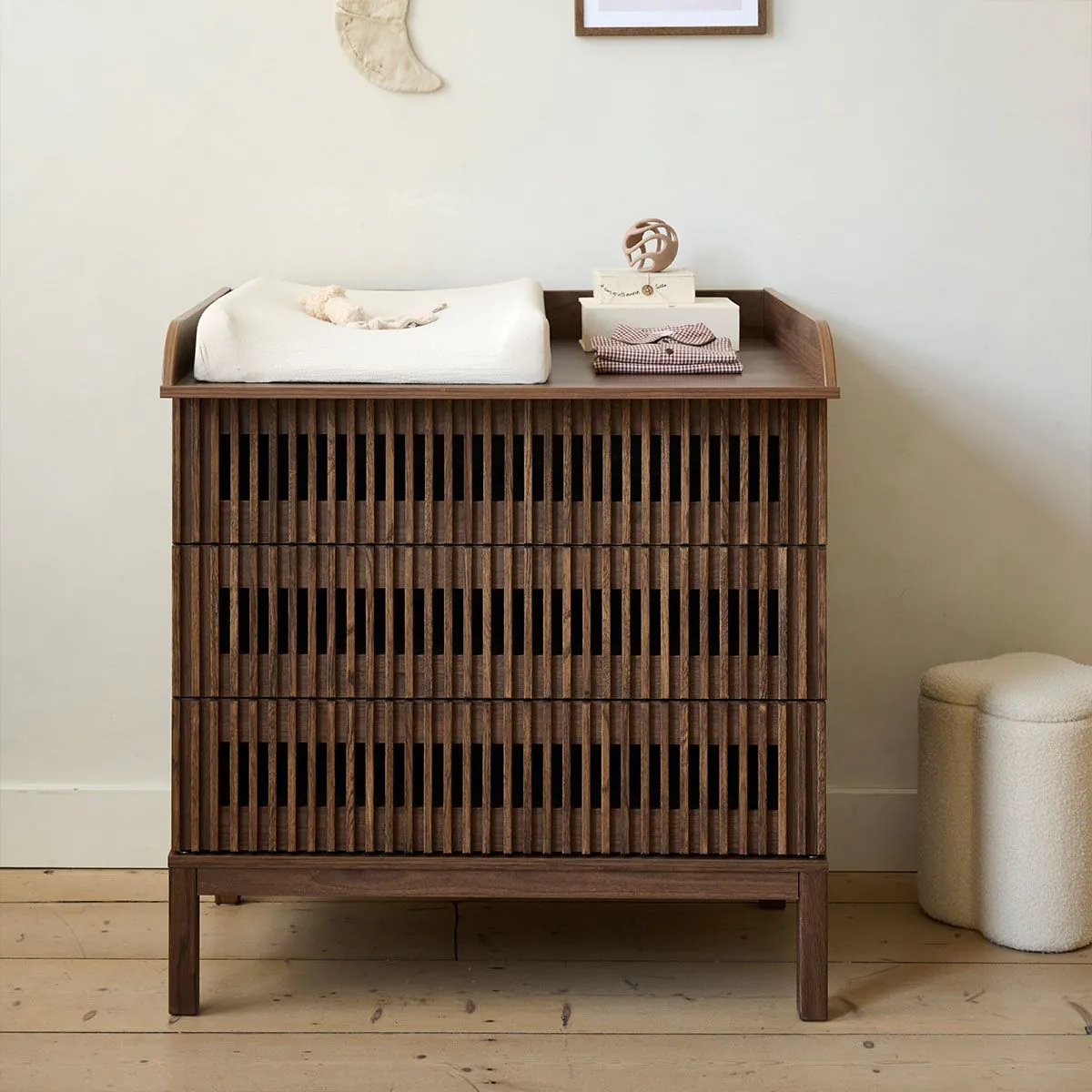 Commodes en bladvergroters van Petite Amélie