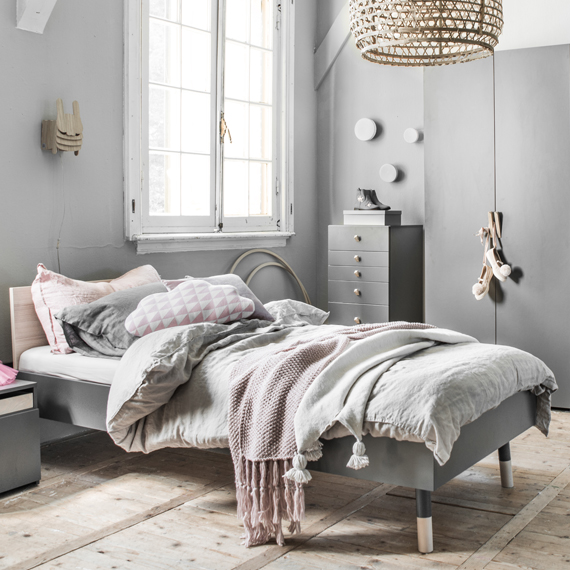 bed-tiener-grijs-roze-hout-petite-amelie